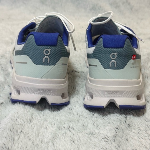LIKE NEW Worn Once! On Running Women’s Cloudvista-W8.5 in Frost|Mineral - Picture 7 of 11